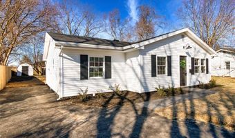 31 Woodview Dr, Wilmington, OH 45177