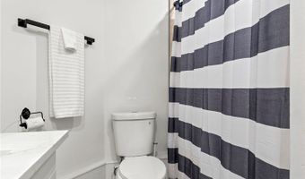 5 Dunvegan Ln, Bella Vista, AR 72715