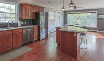 53 Lincolnville Ave, Belfast, ME 04915