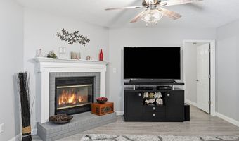 275 Inland Cir, Avon, IN 46123