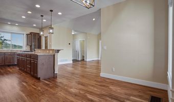 216 COLUMBINE St, Alpine, WY 83128