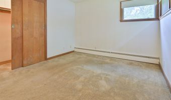 55 Epping St, Raymond, NH 03077