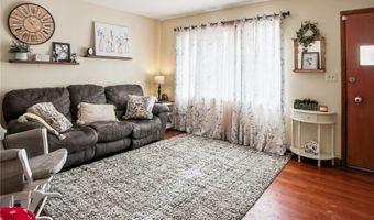 2239 Springfield Center Rd, Akron, OH 44312