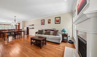 32 Crows Nest Ln 28, Danbury, CT 06810