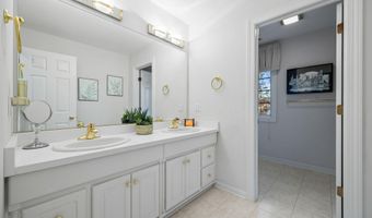 3031 Bayberry Rd, Ames, IA 50014