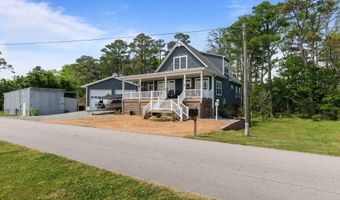 215 River Rd, Arapahoe, NC 28510