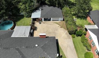 702 Presley St S, Atmore, AL 36502