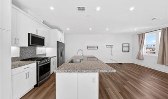 1615 W Bushell, Anaheim, CA 92805