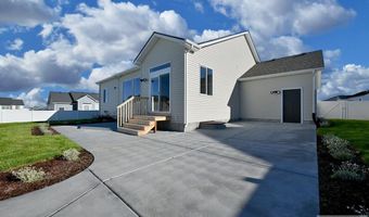 3928 Hidden Valley Dr, Ammon, ID 83406