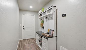 319 Cameron Dr, Altus, OK 73521