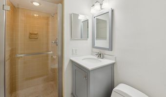 2010 Brampton Ct Ct, Ann Arbor, MI 48103