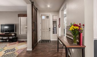 39913 N PRIDE Dr, Anthem, AZ 85086