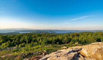 Lindsay Road, Alton, NH 03810