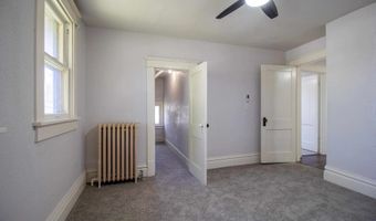 402 FLOWER St, Albert City, IA 50510