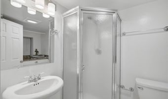 4825 28TH St S A, Arlington, VA 22206