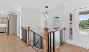 422 NE Lakota Dr, Adrian, MO 64720