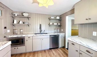 671 Fairview Ave, Bridgeport, CT 06606