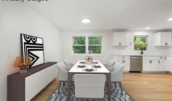 1009 OAK TREE Rd, Akron, OH 44320