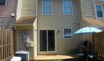 8702 VILLAGE GREEN Ct, Alexandria, VA 22309