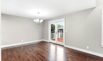 2516 White Oak Dr, Ames, IA 50014