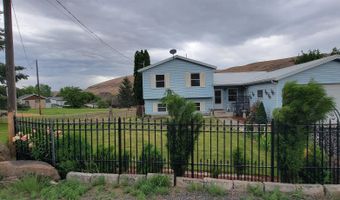 1303 4th St, Asotin, WA 99402