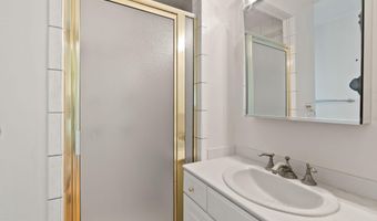 3246 N ABINGDON St, Arlington, VA 22207