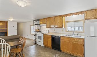 3 Cross St, Augusta, ME 04330