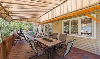 8 Dunn Rd, Airmont, NY 10952