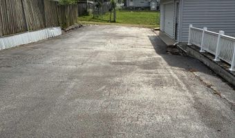 909 N Washington St, Bicknell, IN 47512