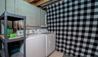 1140 N 100th Rd, Baldwin City, KS 66006