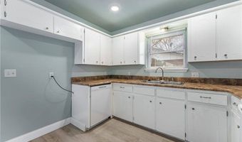 2201 SE 15Th St, Bentonville, AR 72712