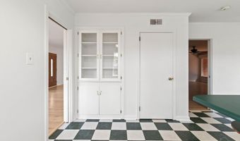 402 E Poplar St, Atmore, AL 36502