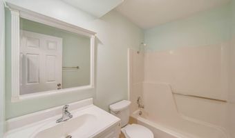 1008 Mesa Verde Pl, Ames, IA 50014