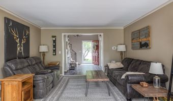 11 MEADOWBROOK Ct, Appleton, WI 54914