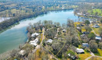86 Hidden Hills Lake Rd, Arnaudville, LA 70512