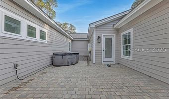 11 Bartons Run Dr, Bluffton, SC 29910