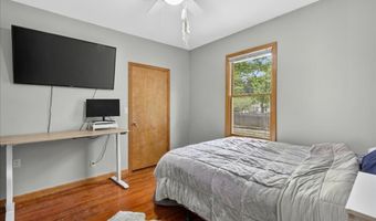 145 Liberty St, Clinton, CT 06413