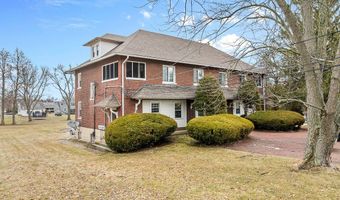 203 Glamorgan St, Alliance, OH 44601