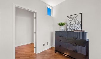 210 N Stage Coach Ln, Fallbrook, CA 92028