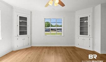 402 E Poplar St, Atmore, AL 36502