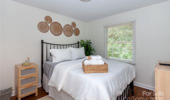 4319 Walker Rd, Charlotte, NC 28211