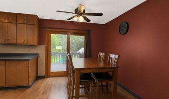 1417 S 6th St, Aberdeen, SD 57401