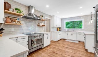 3602 SOUTH Pl #2, Alexandria, VA 22309