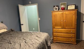 200 S Karner Ave, Altamont, KS 67330