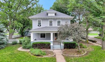 823 N 11th St, Beatrice, NE 68310