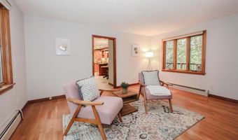 36 Old Farm Rd, Bedford, NH 03110