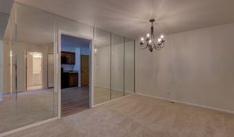 1030 S FERNANDEZ Ave 1T, Arlington Heights, IL 60005