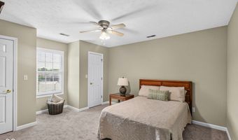 866 Westgate Dr, Anderson, IN 46012