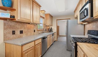 1225 N 4th St, Berthoud, CO 80513