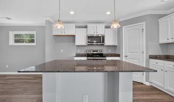 1 Carriagebrook Cir, Camden, SC 29020